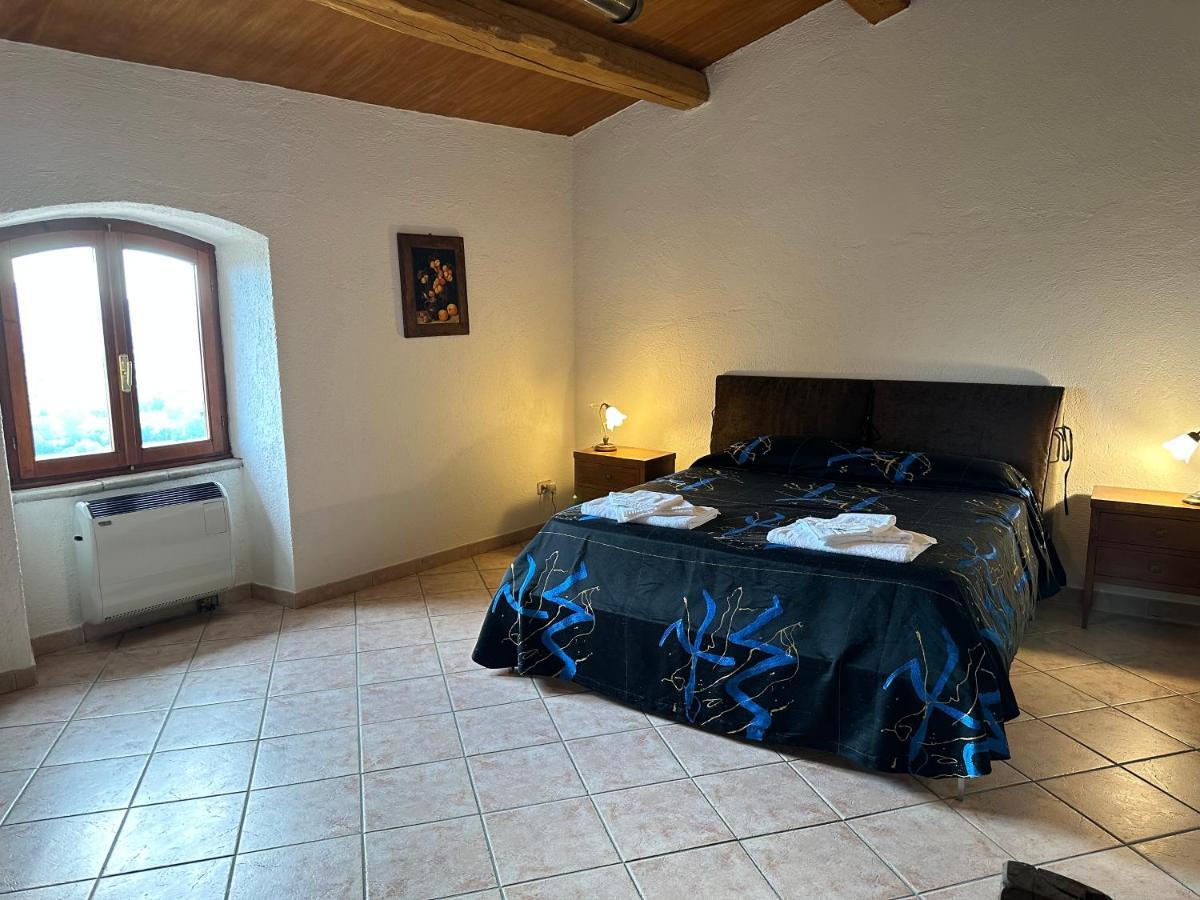 Relais Borgo Lizori Country House Campello sul Clitunno Buitenkant foto