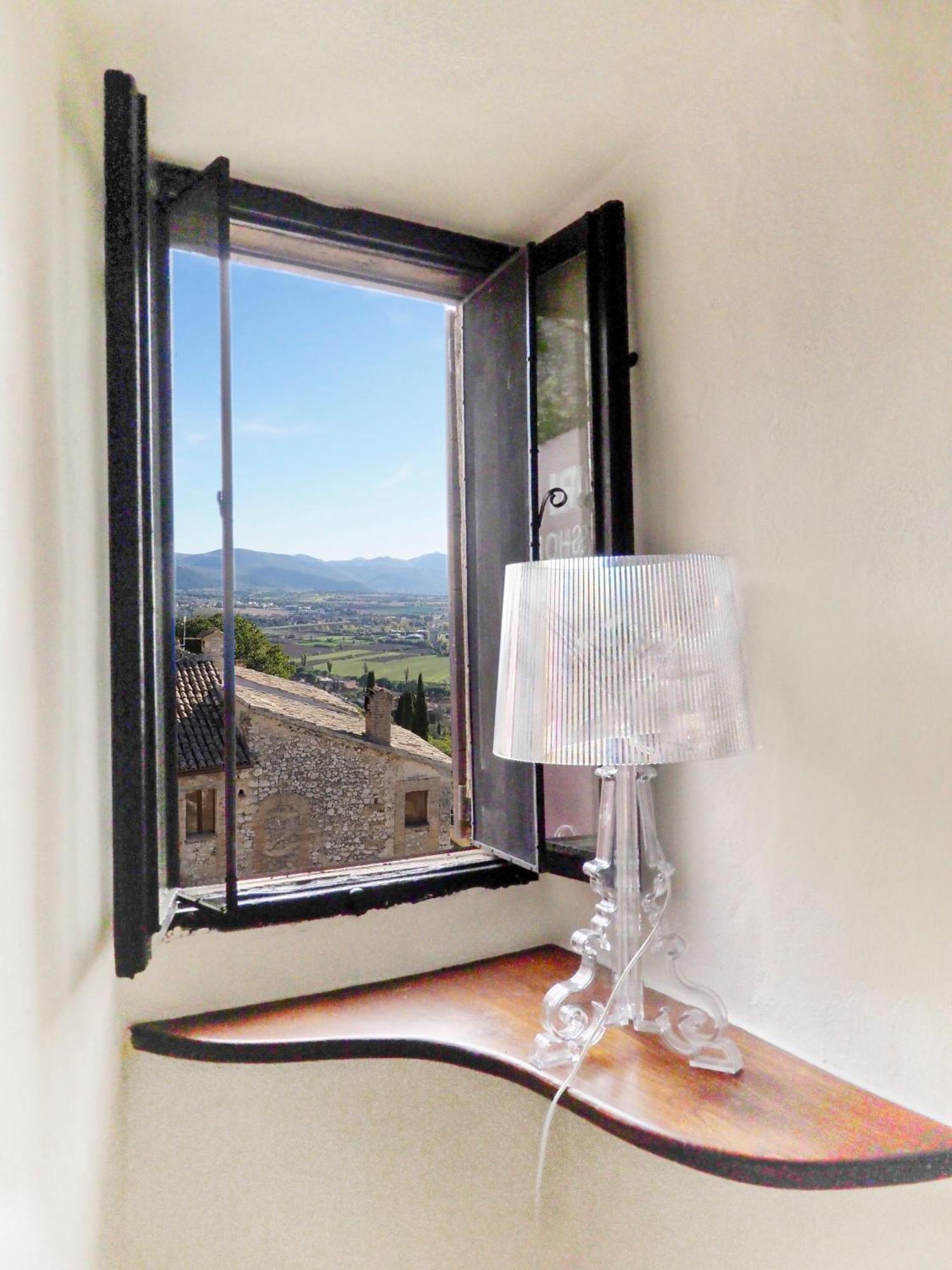 Relais Borgo Lizori Country House Campello sul Clitunno Buitenkant foto