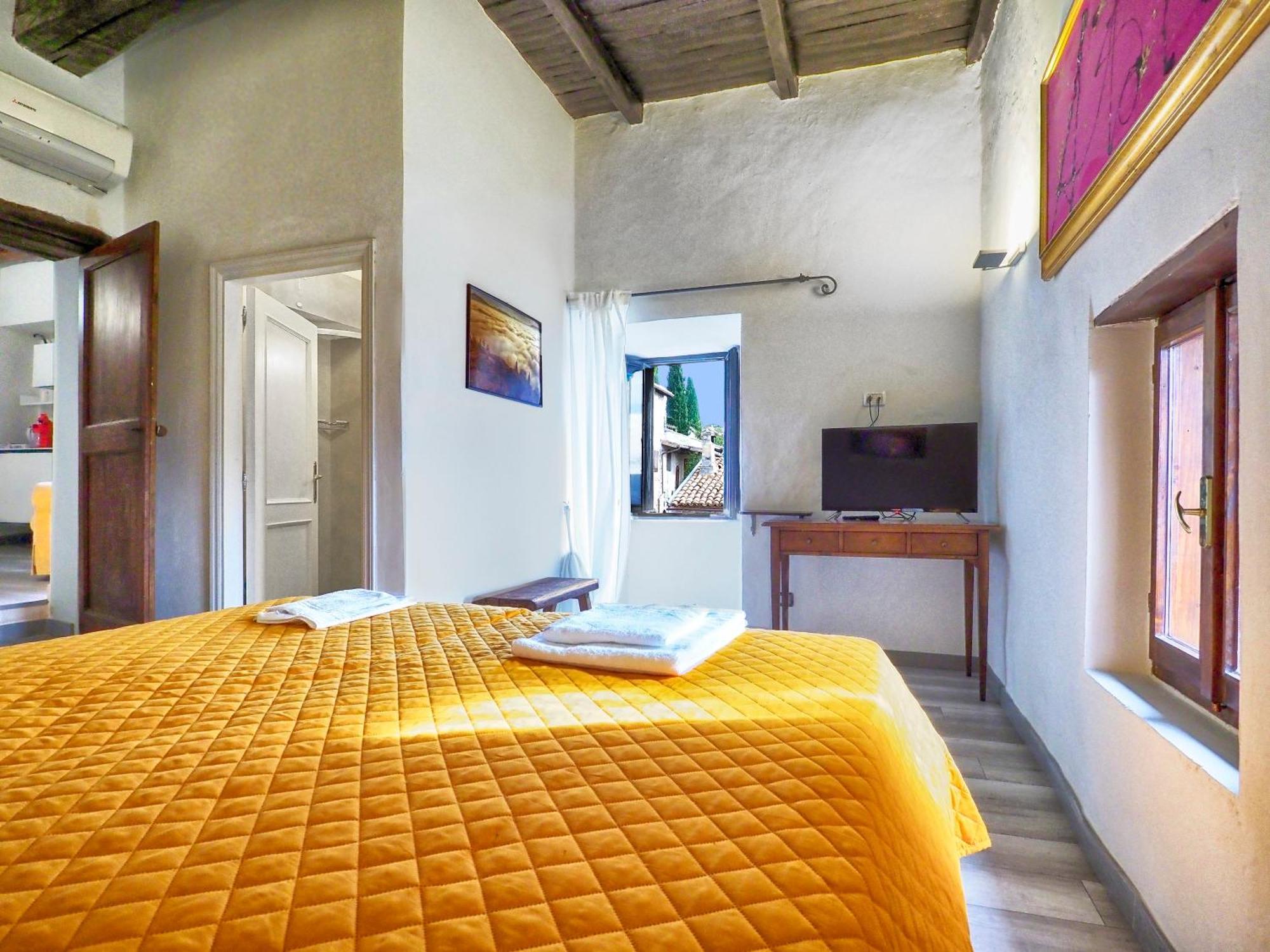 Relais Borgo Lizori Country House Campello sul Clitunno Buitenkant foto
