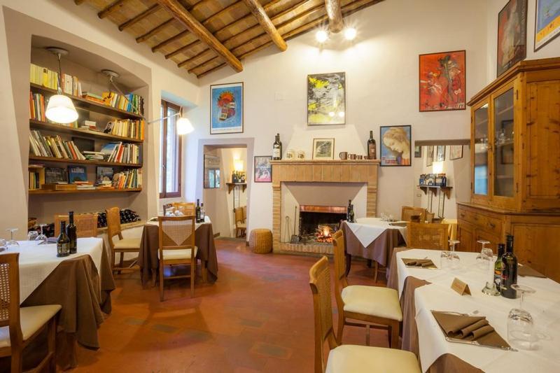 Relais Borgo Lizori Country House Campello sul Clitunno Buitenkant foto