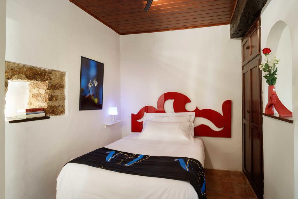 Relais Borgo Lizori Country House Campello sul Clitunno Buitenkant foto
