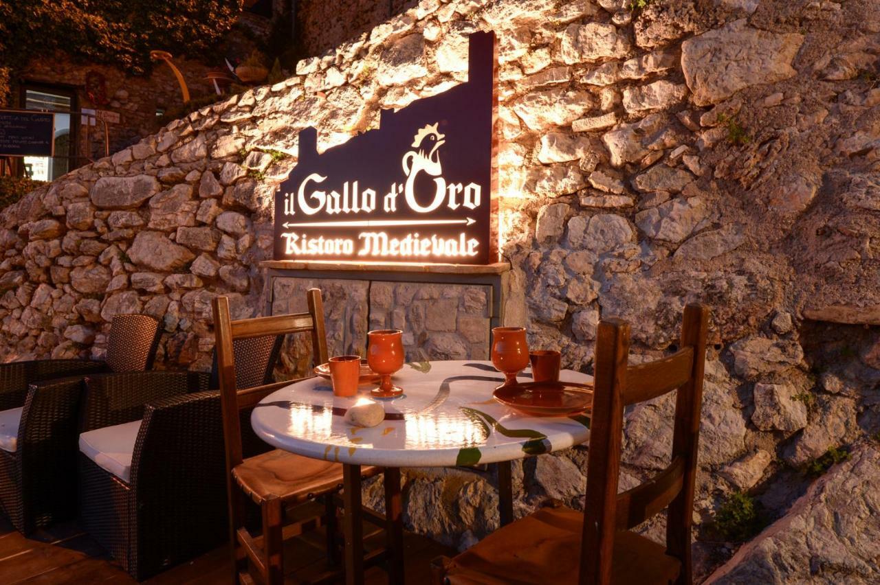 Relais Borgo Lizori Country House Campello sul Clitunno Buitenkant foto